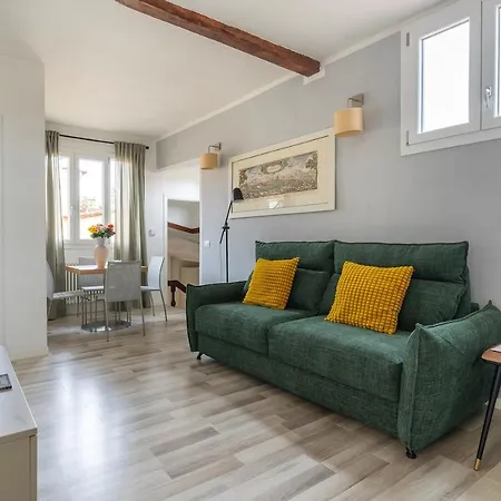 House On The Roof - Dolce Apartment